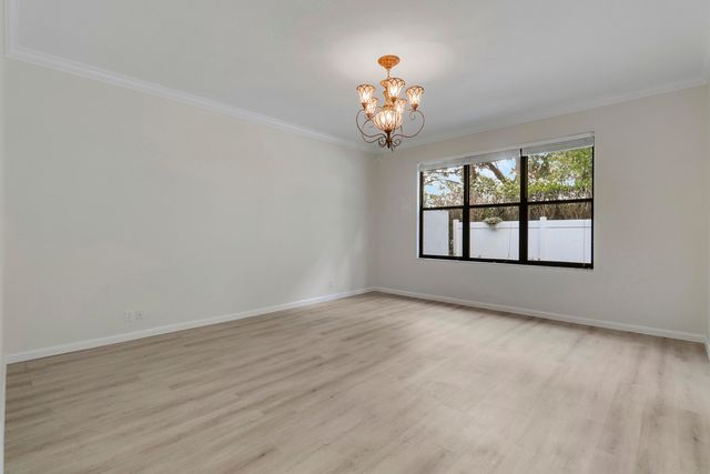 147 Sedona Way, Palm Beach Gardens, FL 33418