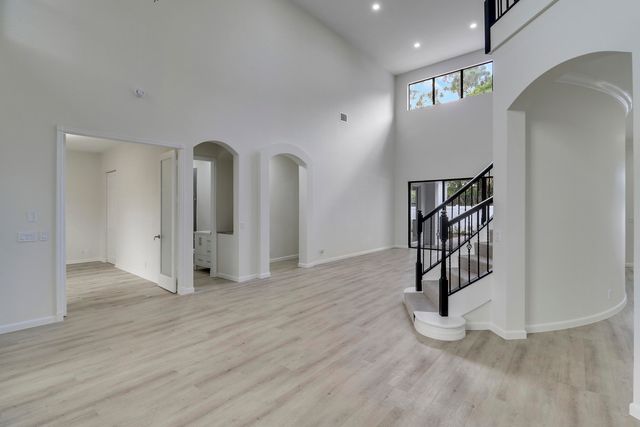 147 Sedona Way, Palm Beach Gardens, FL 33418