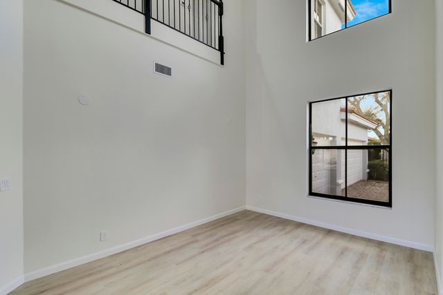 147 Sedona Way, Palm Beach Gardens, FL 33418