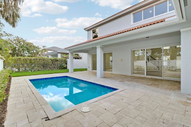 147 Sedona Way, Palm Beach Gardens, FL 33418