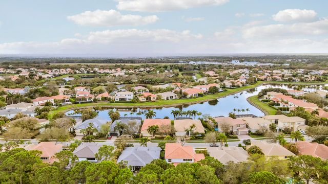 147 Sedona Way, Palm Beach Gardens, FL 33418