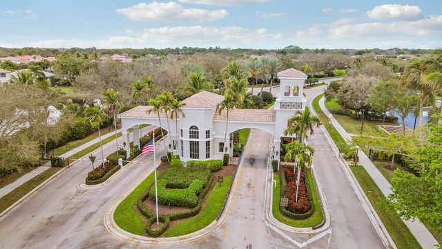 147 Sedona Way, Palm Beach Gardens, FL 33418