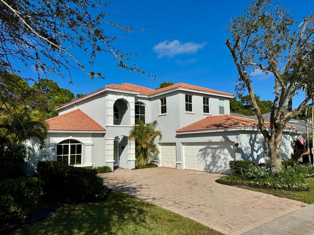 147 Sedona Way, Palm Beach Gardens, FL 33418