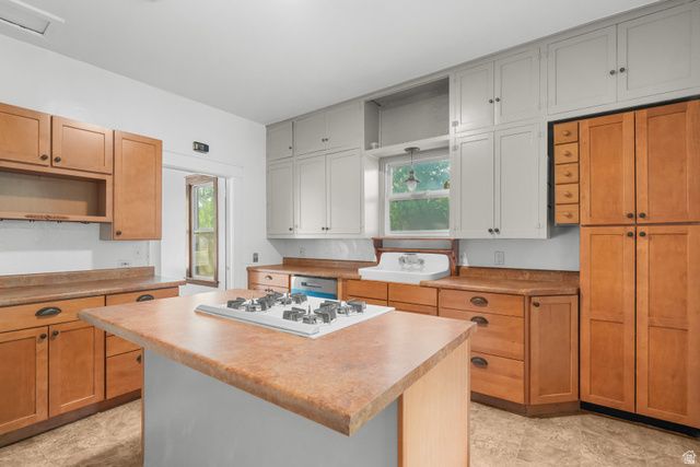 263 N HARRISVILLE RD, Ogden, UT 84404