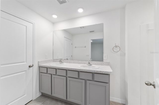 8746 SW 45TH COURT, Ocala, FL 34476