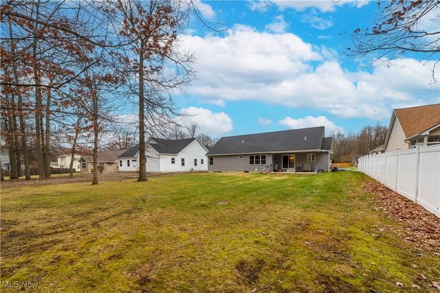 3654 Elizabeth Drive, Vermilion, OH 44089