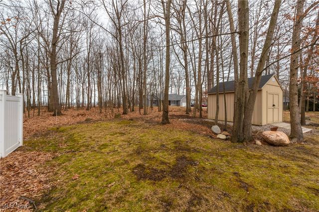 3654 Elizabeth Drive, Vermilion, OH 44089