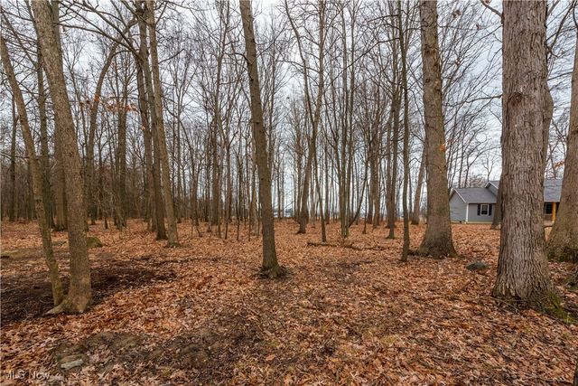 3654 Elizabeth Drive, Vermilion, OH 44089