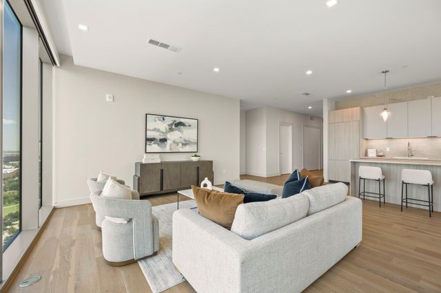 1711 Allen Parkway 2001, Houston, TX 77019