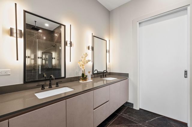 1711 Allen Parkway 2001, Houston, TX 77019