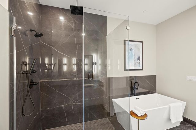 1711 Allen Parkway 2001, Houston, TX 77019