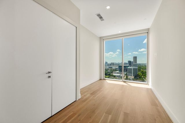 1711 Allen Parkway 2001, Houston, TX 77019