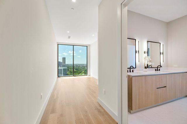 1711 Allen Parkway 2001, Houston, TX 77019