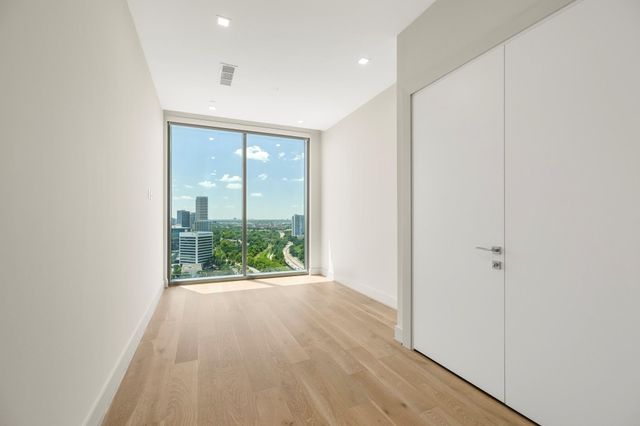 1711 Allen Parkway 2001, Houston, TX 77019