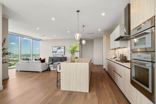 1711 Allen Parkway 2001, Houston, TX 77019