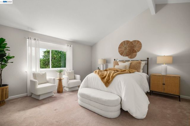 6034 Slopeview Ct, Castro Valley, CA 94552