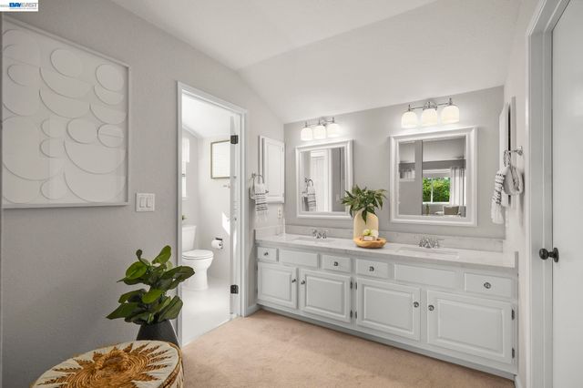 6034 Slopeview Ct, Castro Valley, CA 94552