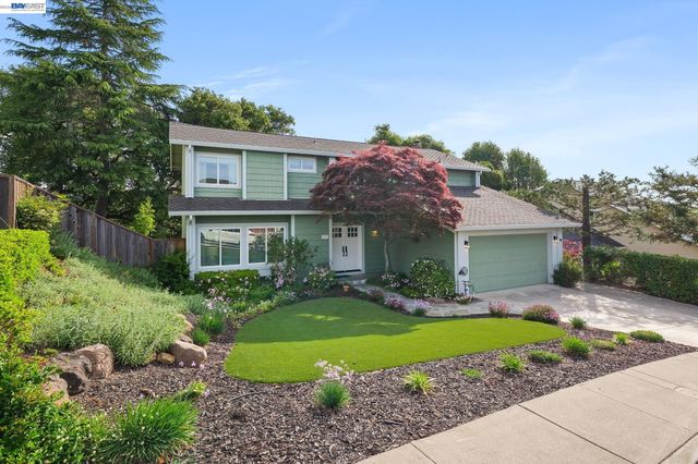 6034 Slopeview Ct, Castro Valley, CA 94552