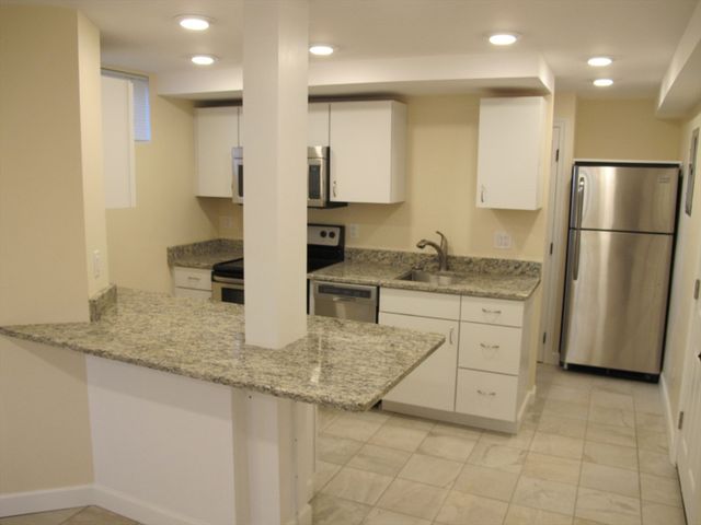 373-375 Broadway 2B, Cambridge, MA 02139