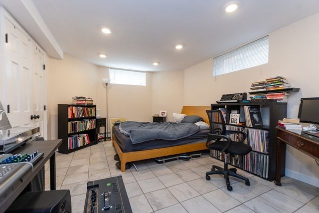 373-375 Broadway 2B, Cambridge, MA 02139