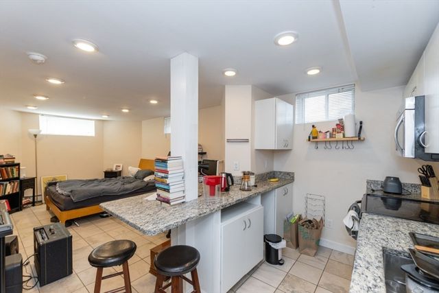 373-375 Broadway 2B, Cambridge, MA 02139