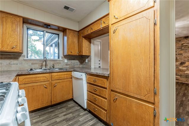 1104 Robindale Drive, Killeen, TX 76549