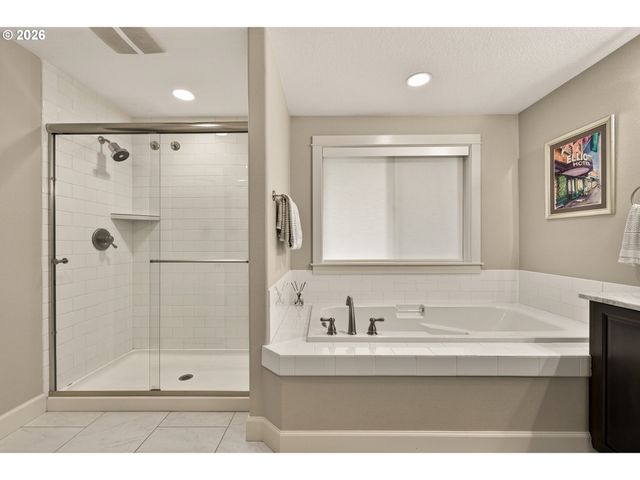 17892 Sw NURSERY Ct, Sherwood, OR 97140