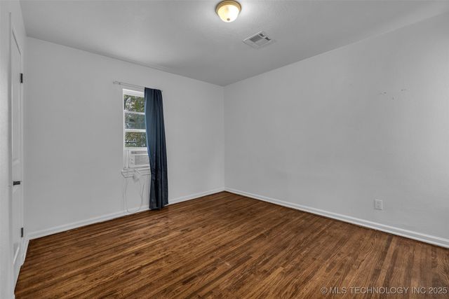 2223 S Oswego Avenue, Tulsa, OK 74114