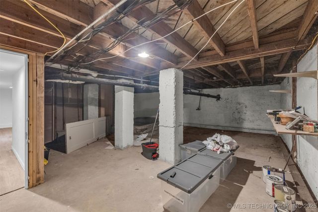 2223 S Oswego Avenue, Tulsa, OK 74114