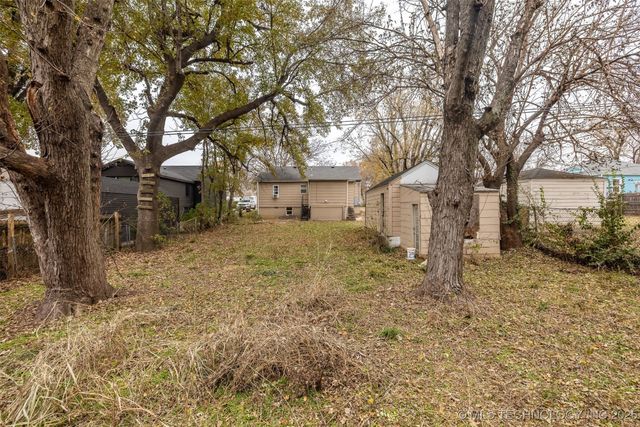 2223 S Oswego Avenue, Tulsa, OK 74114