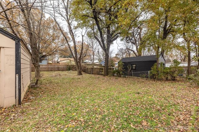 2223 S Oswego Avenue, Tulsa, OK 74114