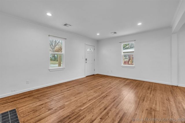 2223 S Oswego Avenue, Tulsa, OK 74114