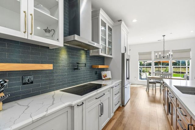 15400 Seymour Avenue, San Martin, CA 95046