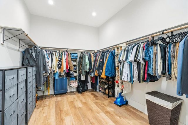 15400 Seymour Avenue, San Martin, CA 95046