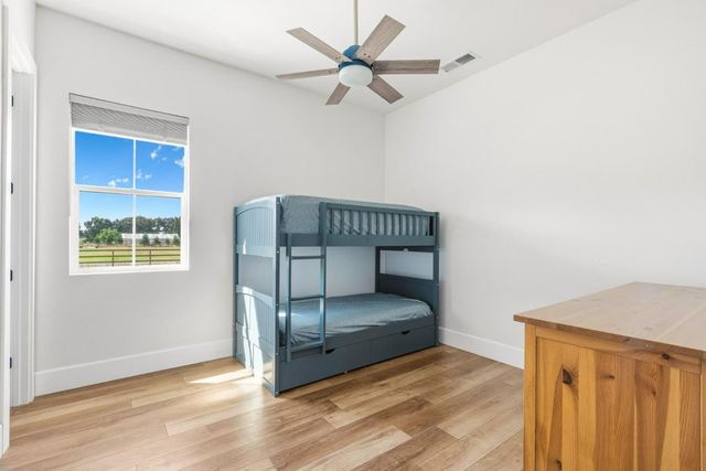 15400 Seymour Avenue, San Martin, CA 95046