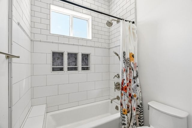 15400 Seymour Avenue, San Martin, CA 95046