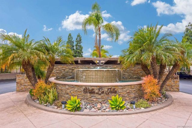 8521 Villa La Jolla A, La Jolla, CA 92037