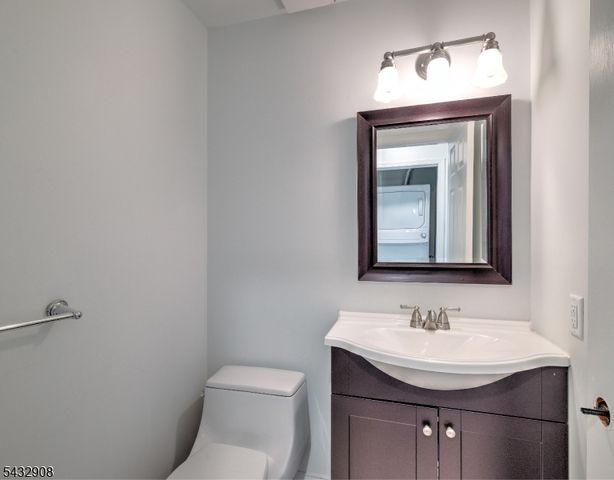 65 Perkins Dr, West Orange Twp., NJ 07052