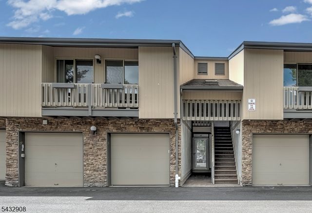 65 Perkins Dr, West Orange Twp., NJ 07052