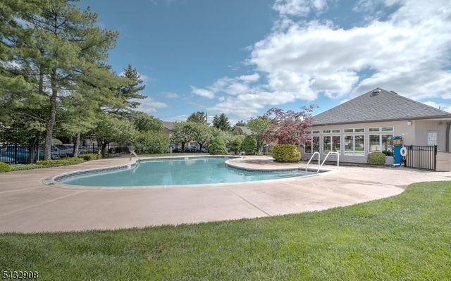 65 Perkins Dr, West Orange Twp., NJ 07052