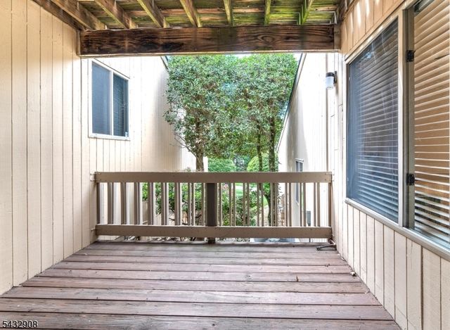 65 Perkins Dr, West Orange Twp., NJ 07052