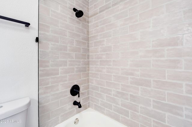 27250 N 64th Street 7, Scottsdale, AZ 85266