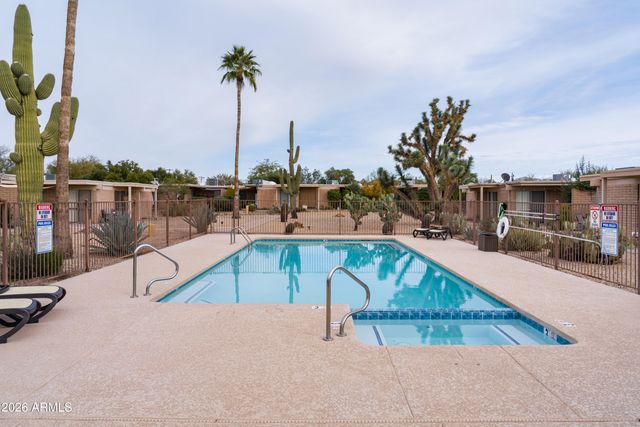 27250 N 64th Street 7, Scottsdale, AZ 85266