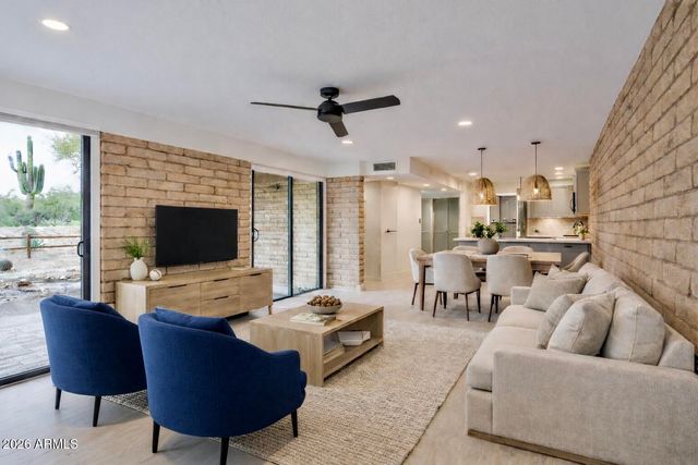 27250 N 64th Street 7, Scottsdale, AZ 85266