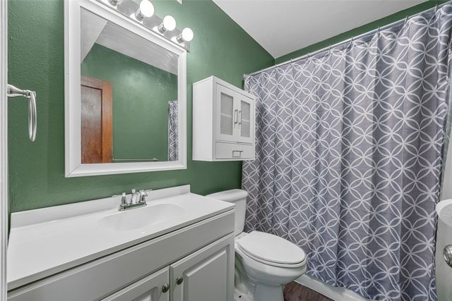 1121 23rd St SE, Cedar Rapids, IA 52403