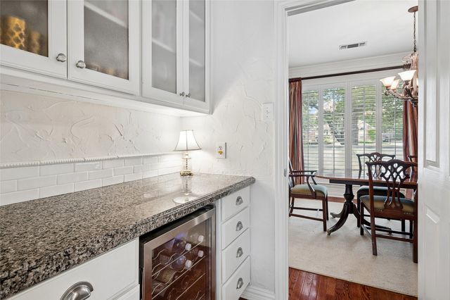 703 Heatherglen Drive, Southlake, TX 76092