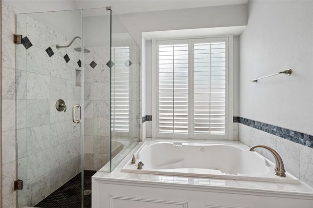 703 Heatherglen Drive, Southlake, TX 76092