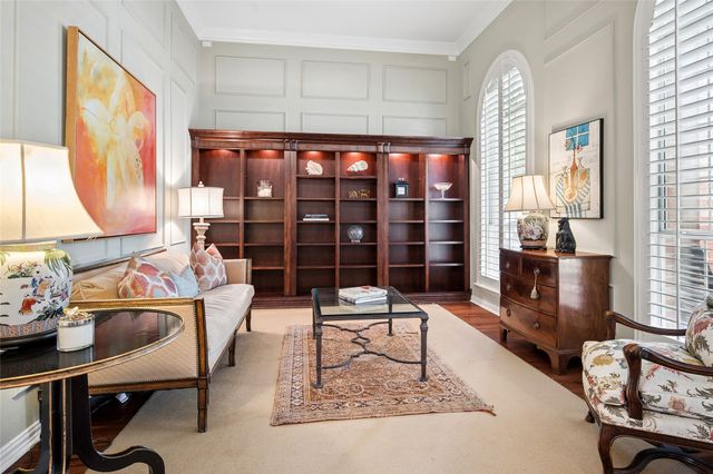 703 Heatherglen Drive, Southlake, TX 76092