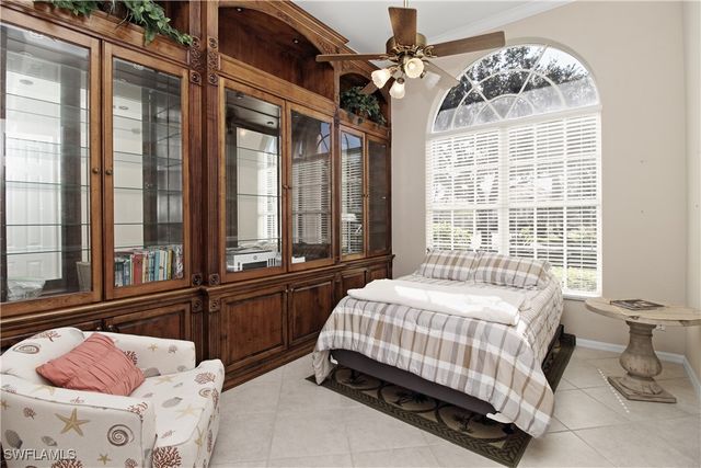 1901 Winding Oaks WAY, Naples, FL 34109