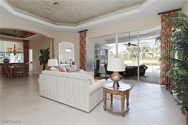 1901 Winding Oaks WAY, Naples, FL 34109